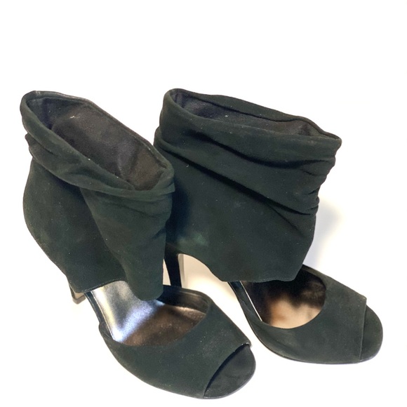 Steve Madden Open Toe Sandals - Picture 9 of 10